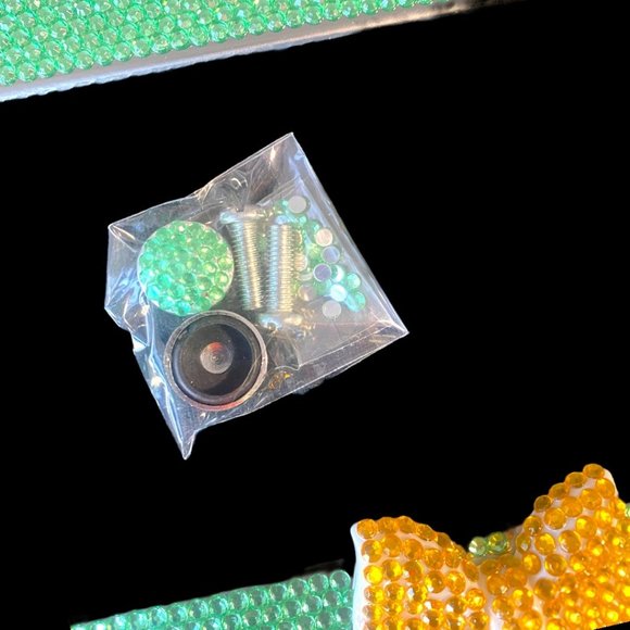 SET OF 2 RHINESTONE LICENSE PLATE COVERS (NEW) - Picture 4 of 5